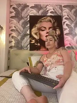viktoria davis  online show from 07/09/26, 01:06