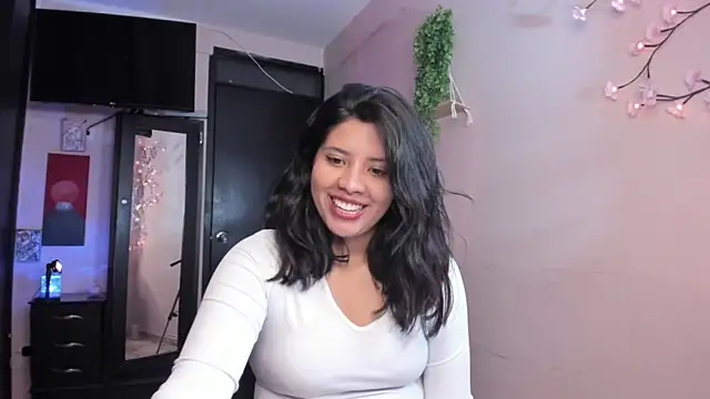 Snapshot of byanabrown chatting on 07/15/26, 12:39 byanabrown online show from 07/15/26, 12:39