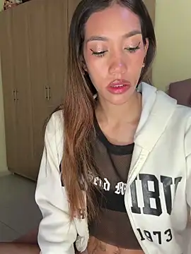 zoe storm online show from 03/07/26, 12:06