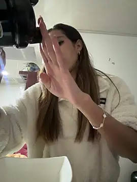 zoe storm online show from 01/17/26, 02:26