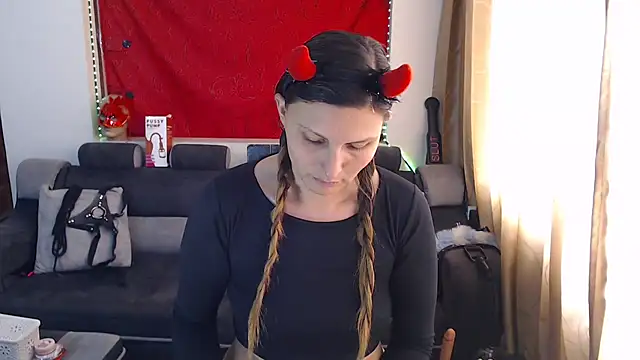 sachaclinford online show from 09/23/25, 06:26