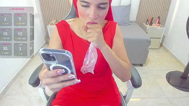 Zulema hamdi online show from 02/12/26, 10:15