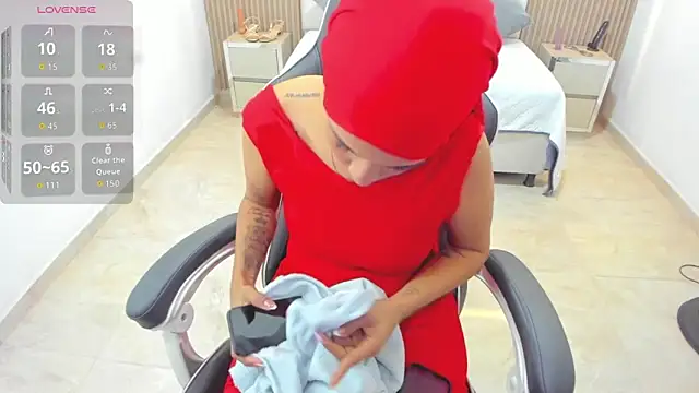 Zulema hamdi online show from 01/12/26, 12:23