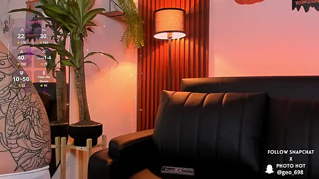 Georgina caruso online show from 10/31/25, 04:09