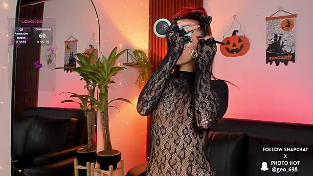 Georgina caruso online show from 10/28/25, 03:40