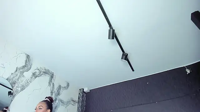 DalayMoore online show from 09/12/25, 07:57