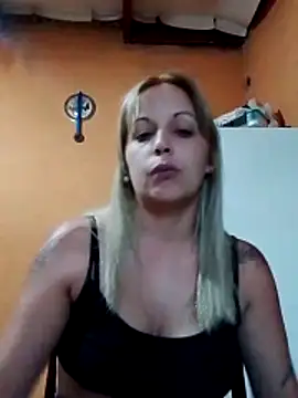 Pilarxxx666 online show from 02/11/26, 10:42