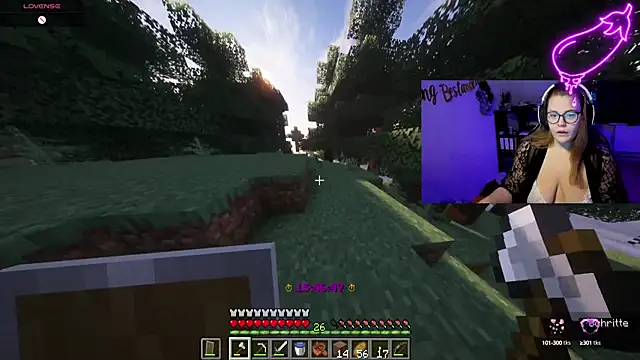 EveBaker04 online show from 10/06/25, 10:49