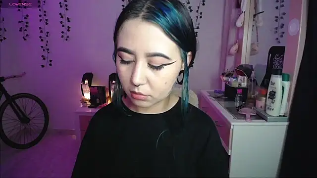  codeline online show from 04/19/26, 04:46