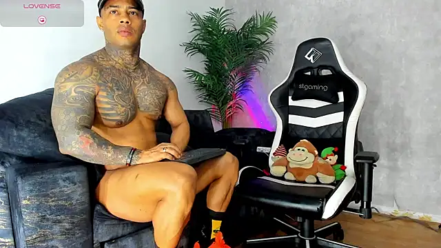 owen freid online show from 10/24/25, 08:52