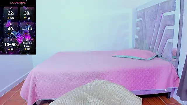 Snapshot of Freydis18 chatting on 02/20/26, 06:26 Freydis18 online show from 02/20/26, 06:26