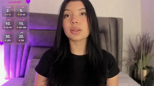 DannaJhonson1 online show from 12/03/25, 07:02