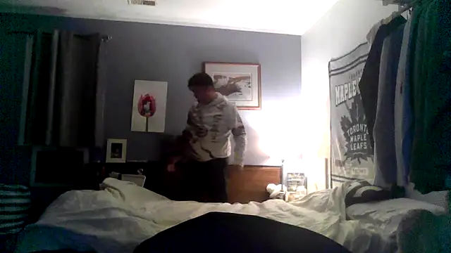 Snapshot of yourcourage1 chatting on 09/27/25, 03:45 yourcourage1 online show from 09/27/25, 03:45