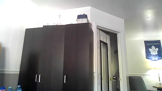 Snapshot of yourcourage1 chatting on 10/06/25, 08:09 yourcourage1 online show from 10/06/25, 08:09