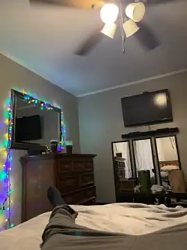 biggzee6 online show from 04/28/26, 09:19