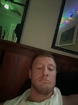 biggzee6 online show from 09/28/25, 05:47