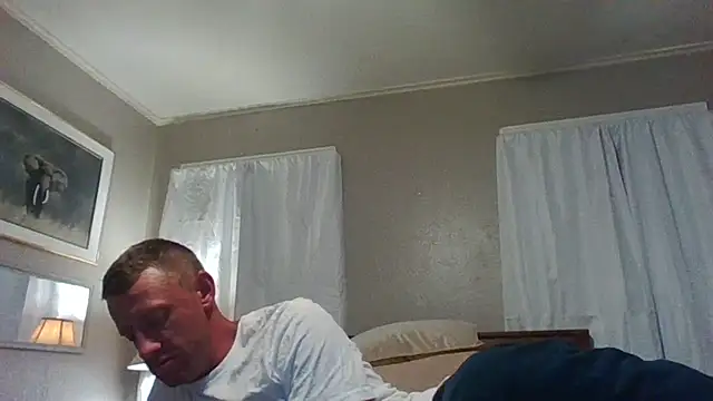 Snapshot of biggzee6 chatting on 05/16/26, 09:08 biggzee6 online show from 05/16/26, 09:08
