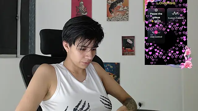 Snapshot of Dha_lia0 chatting on 05/14/26, 03:03 Dha lia0 online show from 05/14/26, 03:03