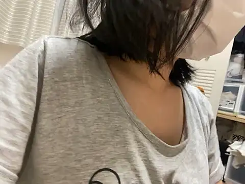 riri riri jp online show from 09/24/25, 11:39