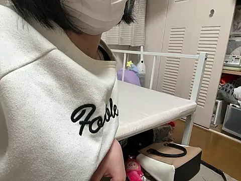 riri riri jp online show from 04/29/26, 09:13