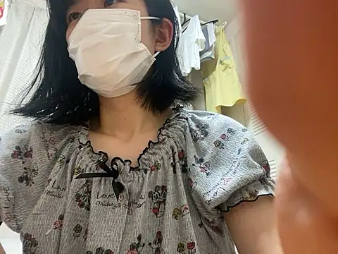 riri riri jp online show from 09/10/25, 11:42