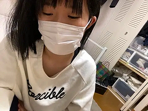 riri riri jp online show from 10/16/25, 09:39