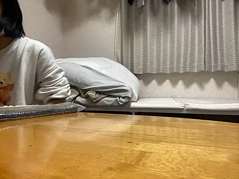 riri riri jp online show from 11/26/25, 10:59