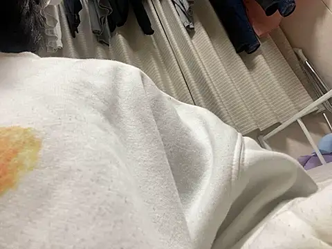 riri riri jp online show from 11/27/25, 09:54