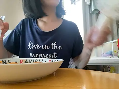 riri riri jp online show from 09/21/25, 05:45