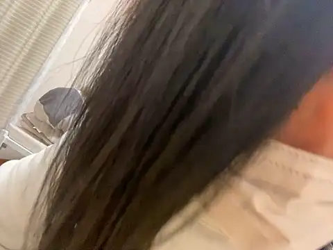 riri riri jp online show from 12/15/25, 11:27