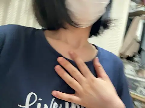 Snapshot of riri_riri_jp chatting on 06/27/26, 12:22 riri riri jp online show from 06/27/26, 12:22