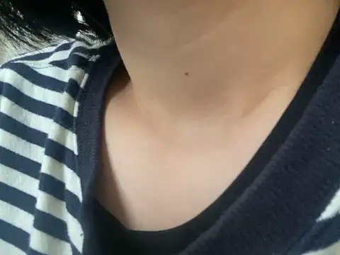 riri riri jp online show from 11/01/25, 02:18