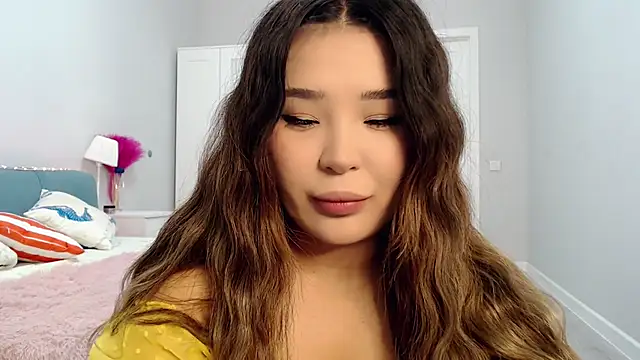 Snapshot of Minamin_20 chatting on 09/13/25, 02:28 Minamin 20 online show from 09/13/25, 02:28