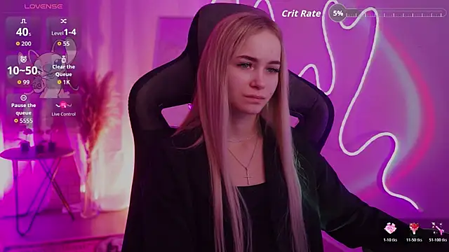 DakotaaJohnnson online show from 11/08/25, 02:37