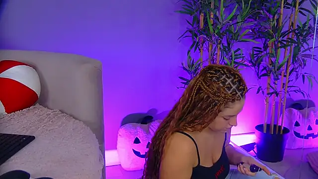 PatriciaSpice online show from 12/20/25, 05:10