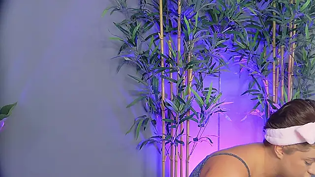 PatriciaSpice online show from 10/24/25, 04:44