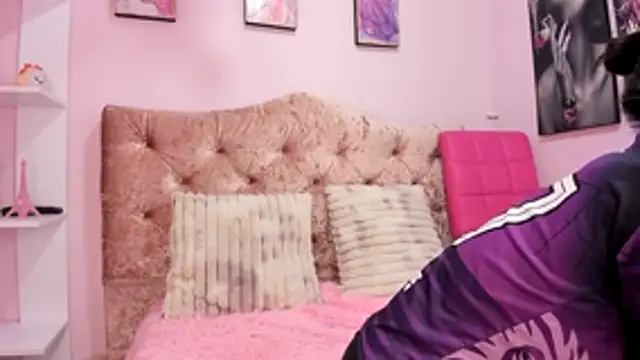 Snapshot of Gletty_noa chatting on 11/01/25, 08:25 Gletty noa online show from 11/01/25, 08:25