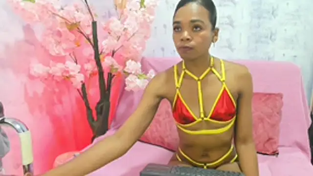 Snapshot of Gletty_noa chatting on 10/22/25, 03:22 Gletty noa online show from 10/22/25, 03:22