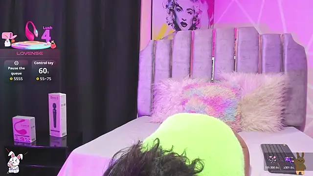 Snapshot of Gletty_noa chatting on 12/15/25, 05:08 Gletty noa online show from 12/15/25, 05:08