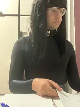 Snapshot of sofia_esclava chatting on 01/23/25, 03:22 sofia esclava online show from 01/23/25, 03:22