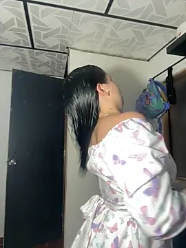 ValeriaOrtega online show from 10/11/25, 09:10