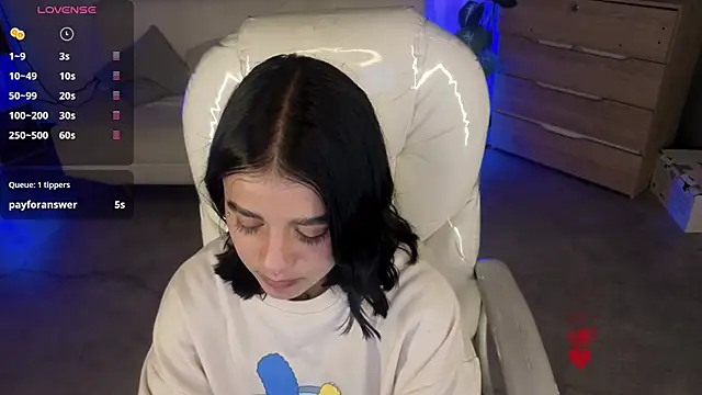 Nicole Foxx  online show from 01/13/26, 06:56