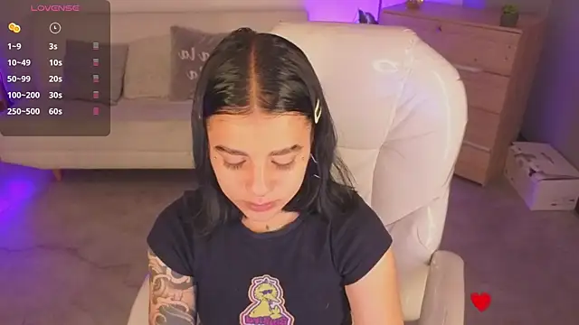 Nicole Foxx  online show from 01/18/26, 07:17