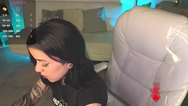 Nicole Foxx  online show from 02/27/26, 07:24