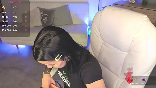 Nicole Foxx  online show from 02/23/26, 08:09