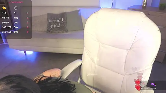 Nicole Foxx  online show from 02/24/26, 07:37