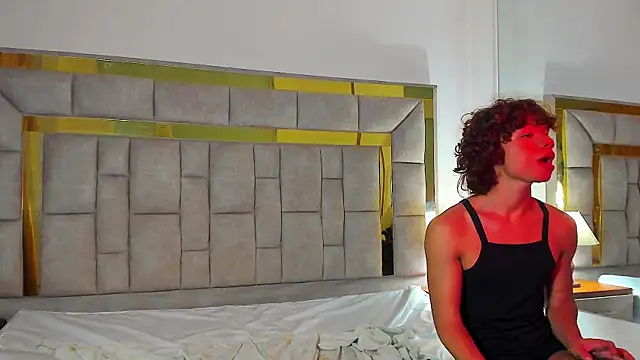 Snapshot of DanteAndKyle chatting on 03/05/25, 04:24 DanteAndKyle online show from 03/05/25, 04:24