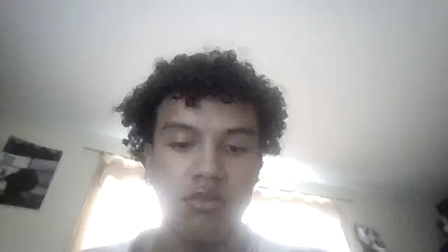 Snapshot of DanteAndKyle chatting on 10/16/25, 04:59 DanteAndKyle online show from 10/16/25, 04:59