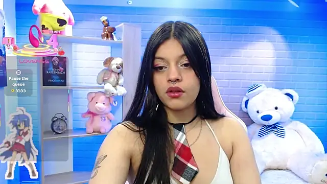 Snapshot of ashley_cute77 chatting on 11/01/25, 10:31 ashley cute77 online show from 11/01/25, 10:31