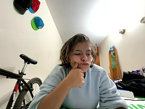 Kitten Cam online show from 03/30/26, 03:52